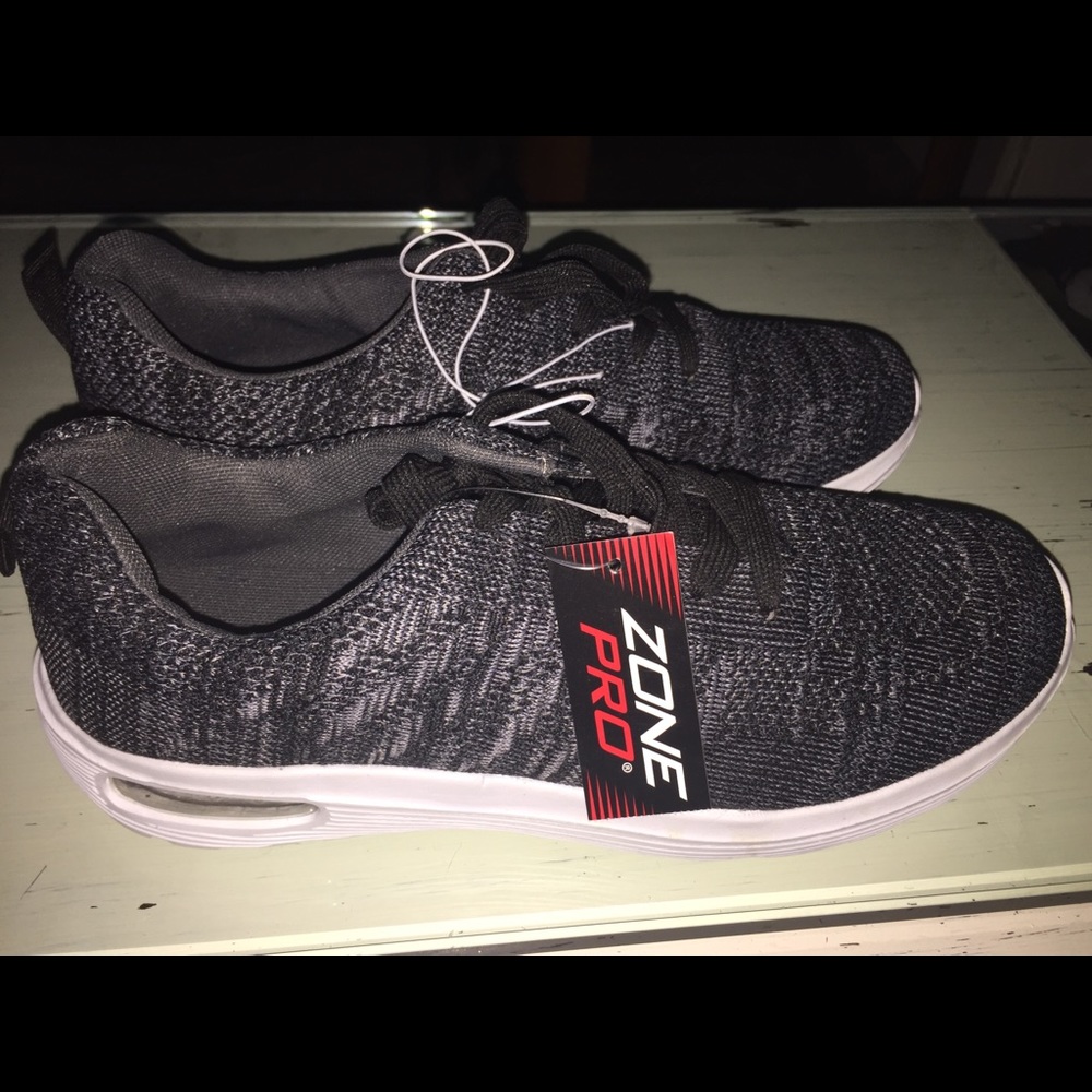 Men’s athletic shoes